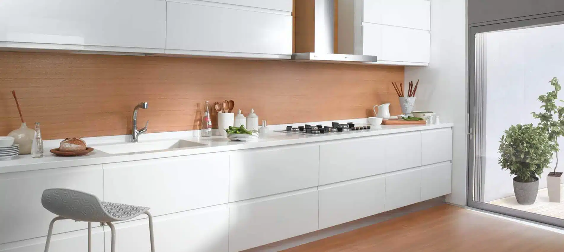 Classic-White-9 (1) (1)