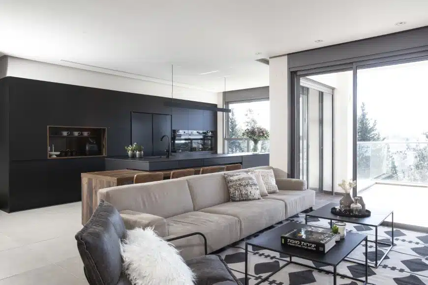 מטבח עם אי נשלף