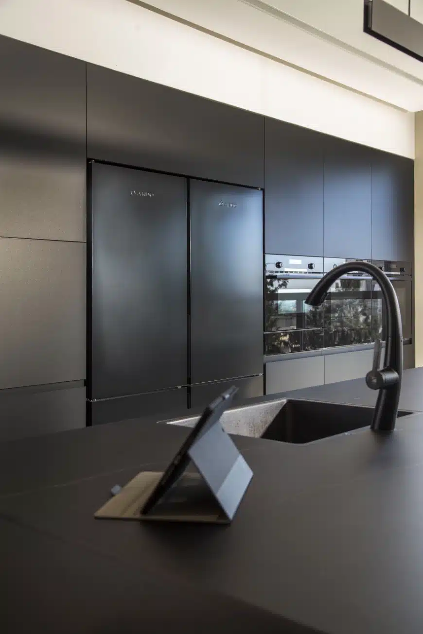 מטבח עם אי נשלף