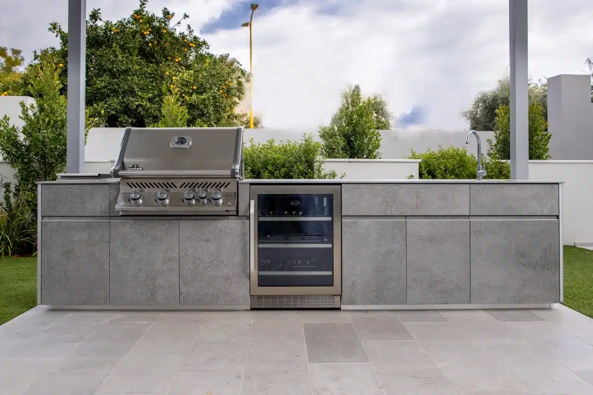 מטבח חוץ ישר