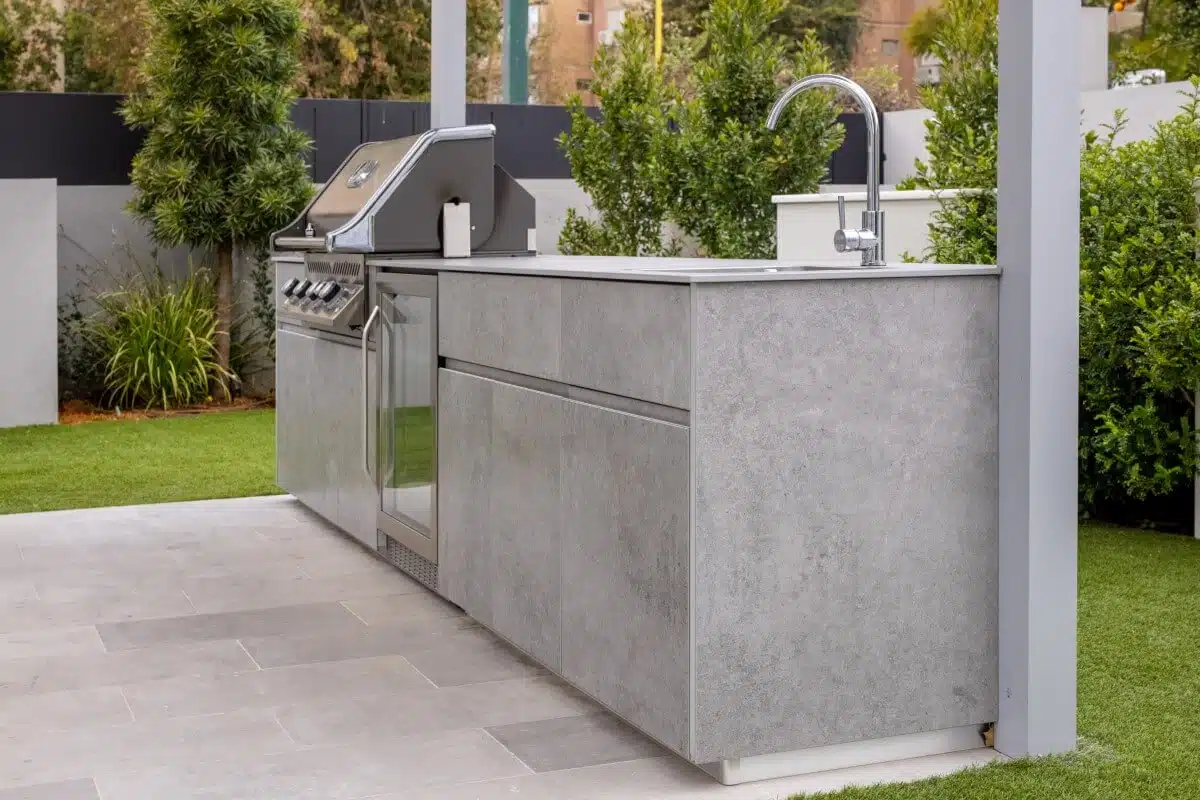 מטבח חוץ ישר