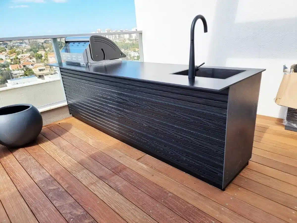 מטבח חוץ קטן