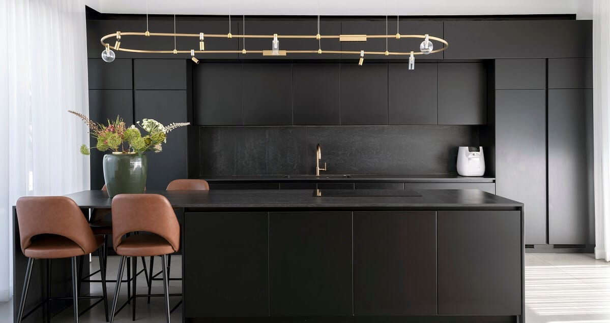 מטבח שחור מעוצב