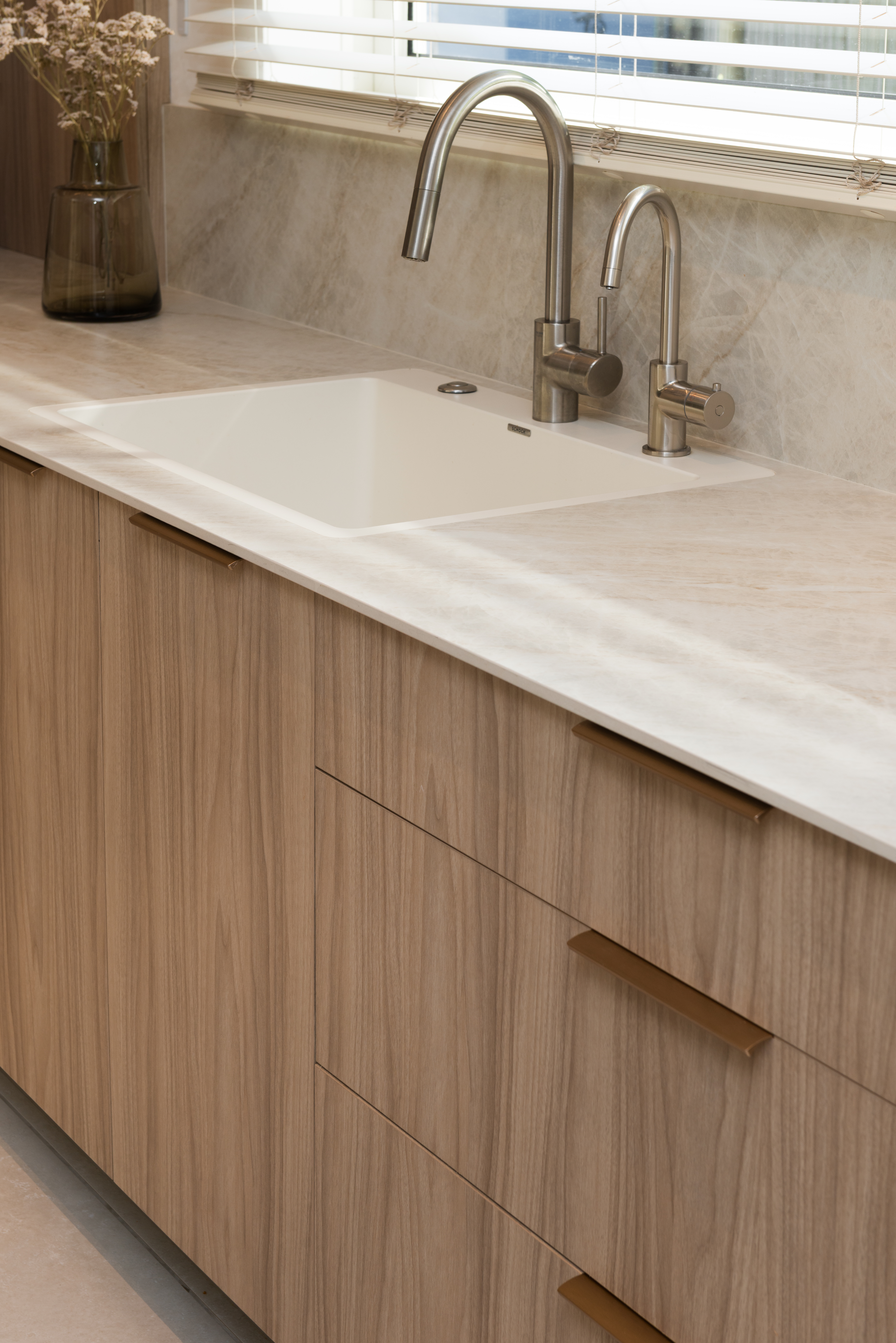 Atlit kitchen Ziv-14